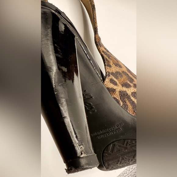 Cute Anne Klein Heels Size 6.5 Med Leopard Fabric-Patten Leather Heels-Preowned - Picture 11 of 16